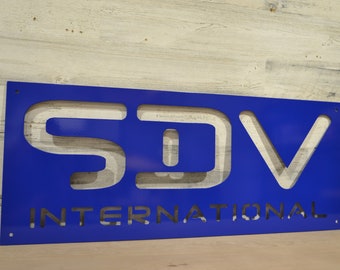 Letrero metálico personalizado con el logotipo de tu empresa - Decoración de oficina