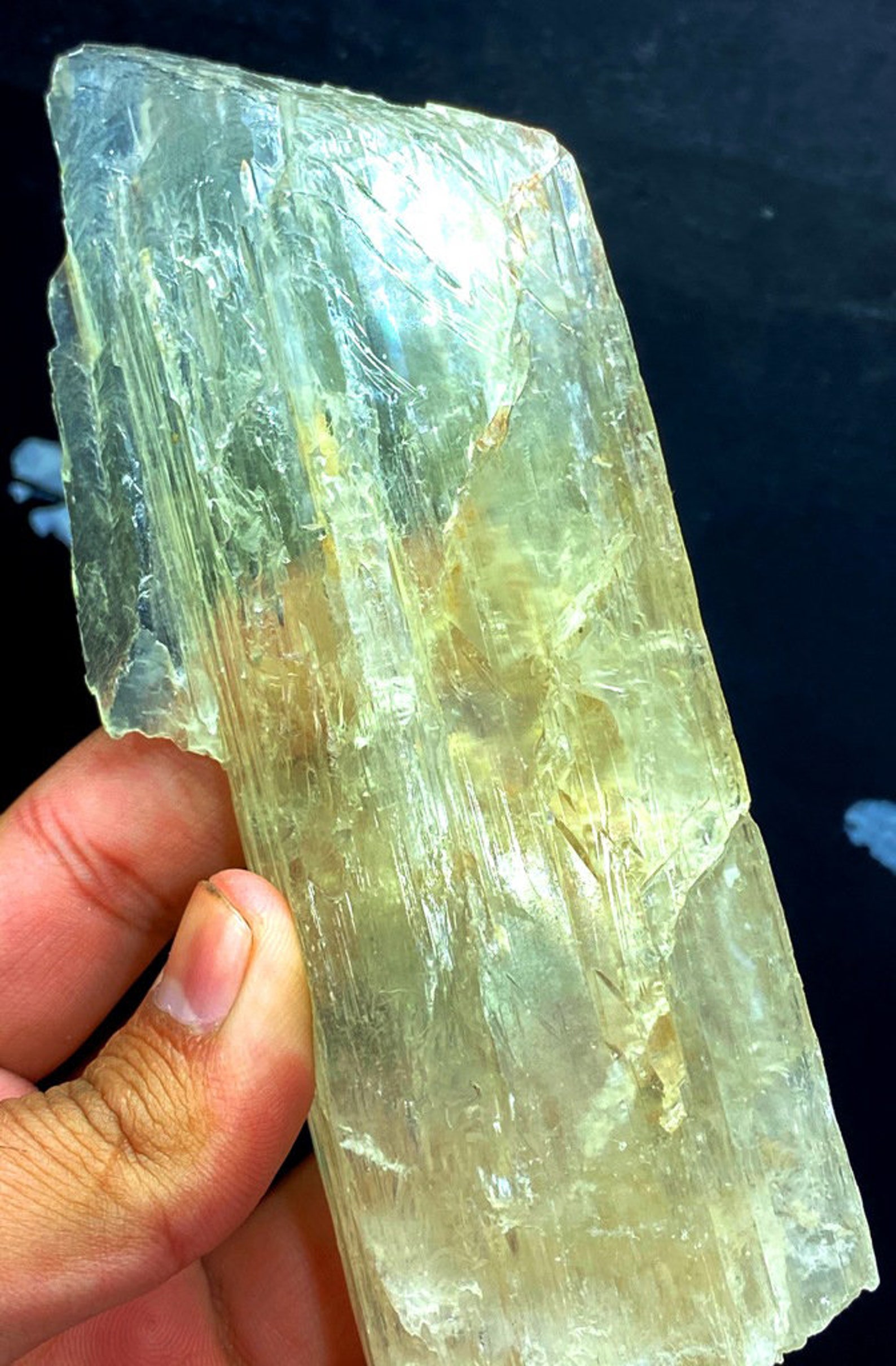 Yellow Kunzite Crystal Triphane 454 gram 1526334 mm Etsy