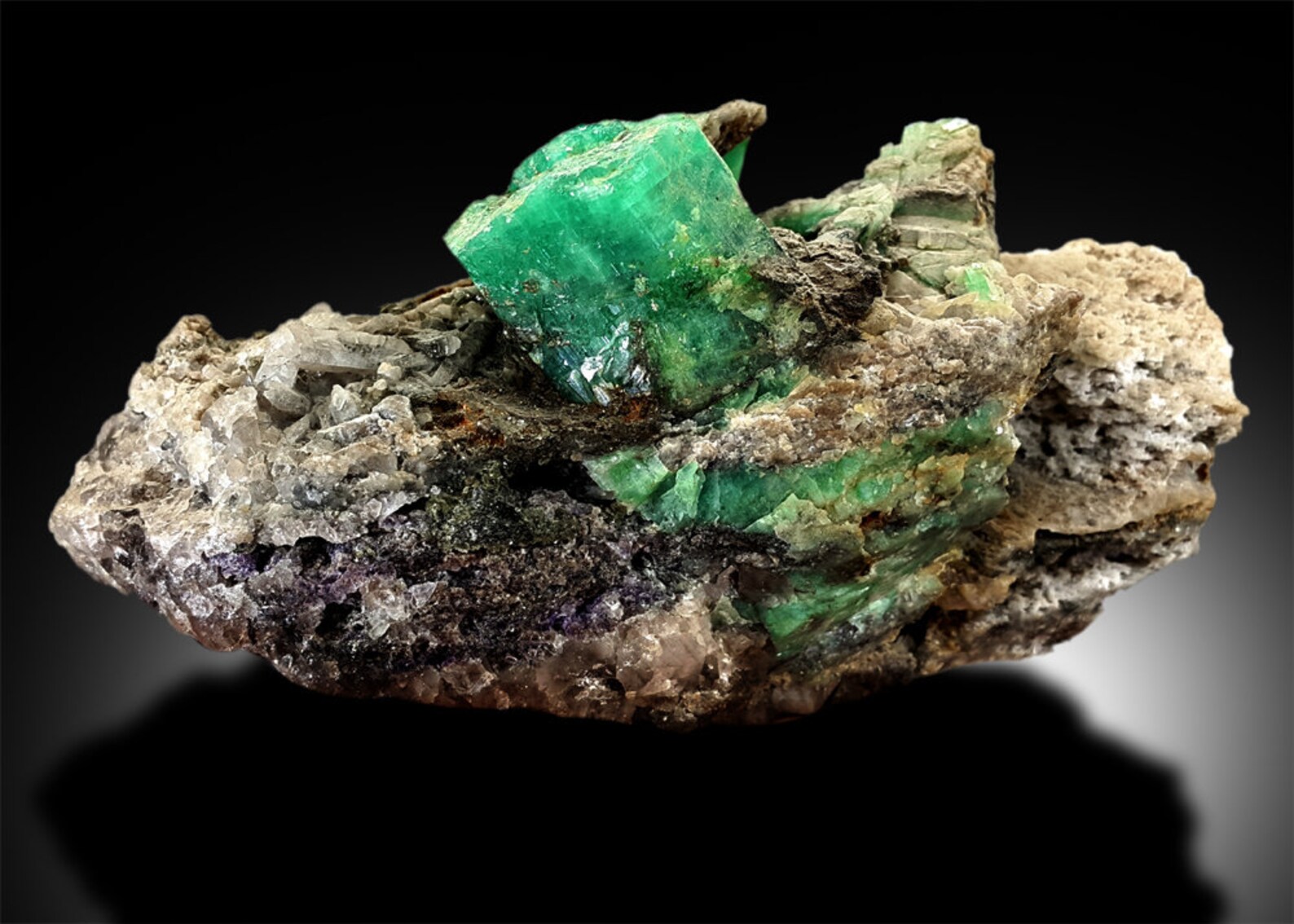 Natural Emerald Crystals on Matrix Specimen From Pakistan Etsy