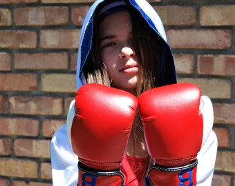 Youth Boxing Fighter's Complete Attire: Robe, Shorts, and Gloves Set