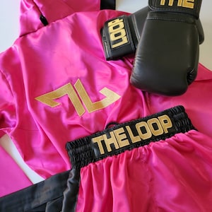 Personalized Adult Boxing Set: Robe, Shorts, and Gloves for the Ultimate Fighter