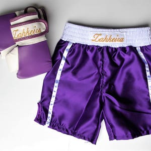 Conjunto personalizado de guantes y pantalones cortos de boxeo para bebé imagen 4