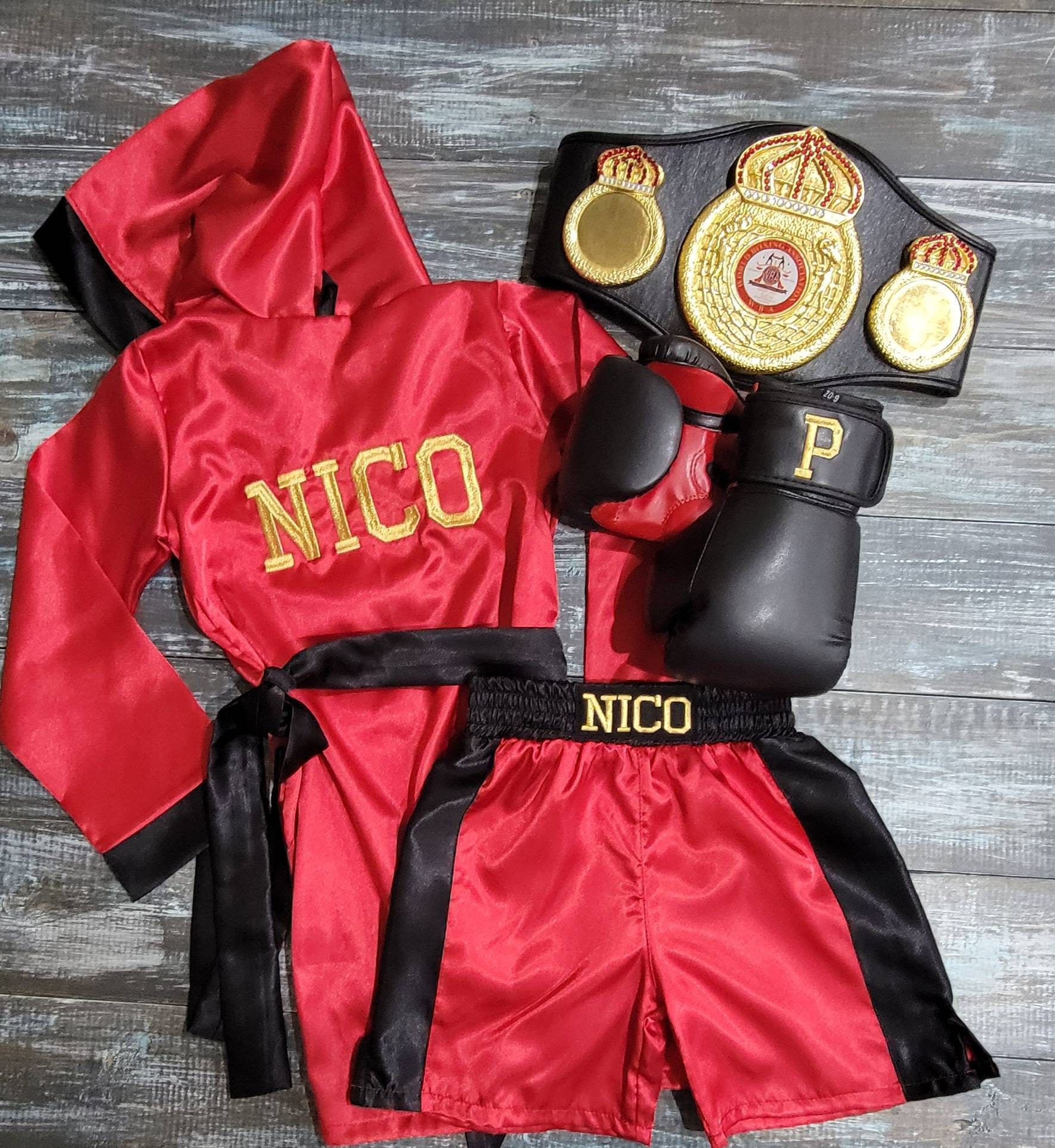 Ultimate Baby Boxing Set: bata, pantalones cortos y guantes personalizados  -  México