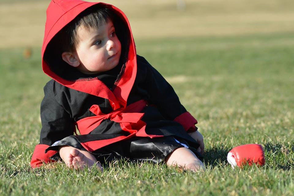 Ultimate Baby Boxing Set: bata, pantalones cortos y guantes personalizados  -  México