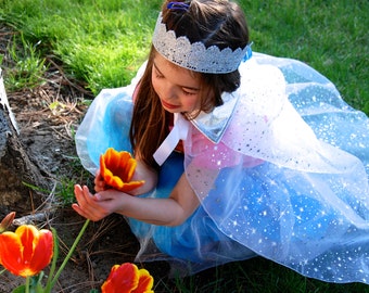 Enchanting Princess Cape for Magical Adventures