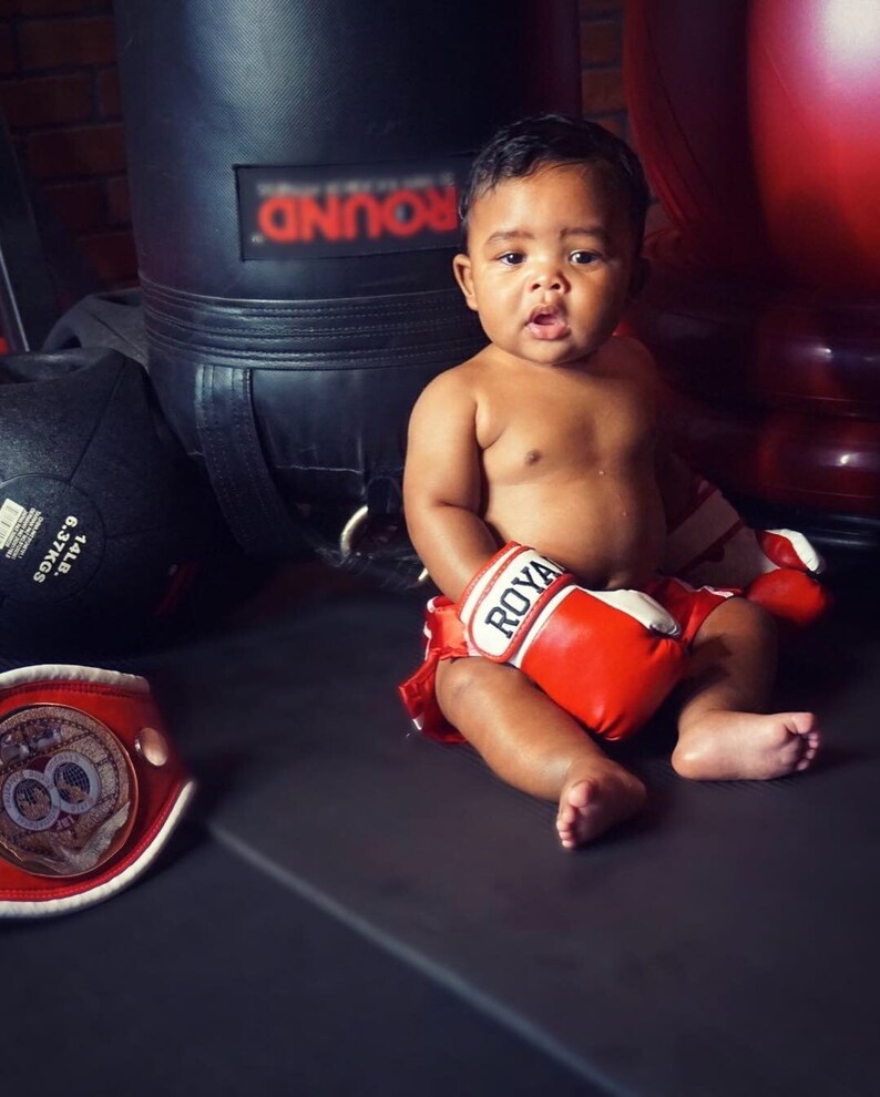 Baby Boxing set Gloves shorts personalized+Champion Belt