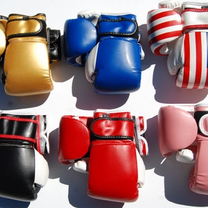 Kids&#39; Boxing Gloves: 4oz, 6oz, and 8oz Options for Young Champions