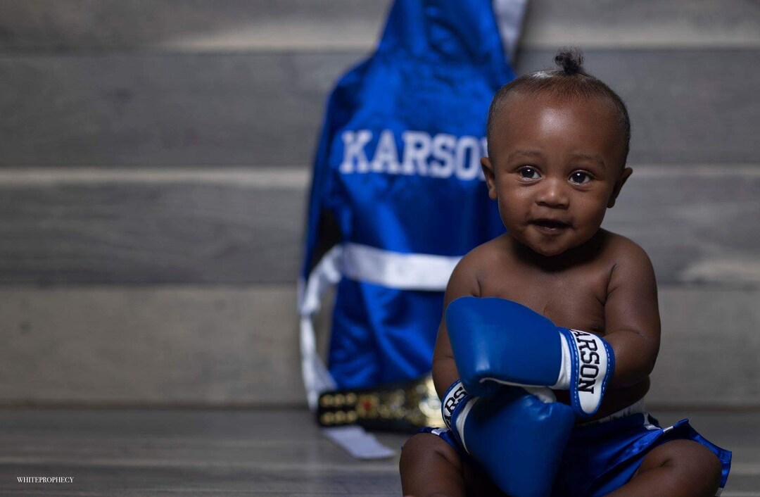 Bata para Boxeo de satín color Azul Rey