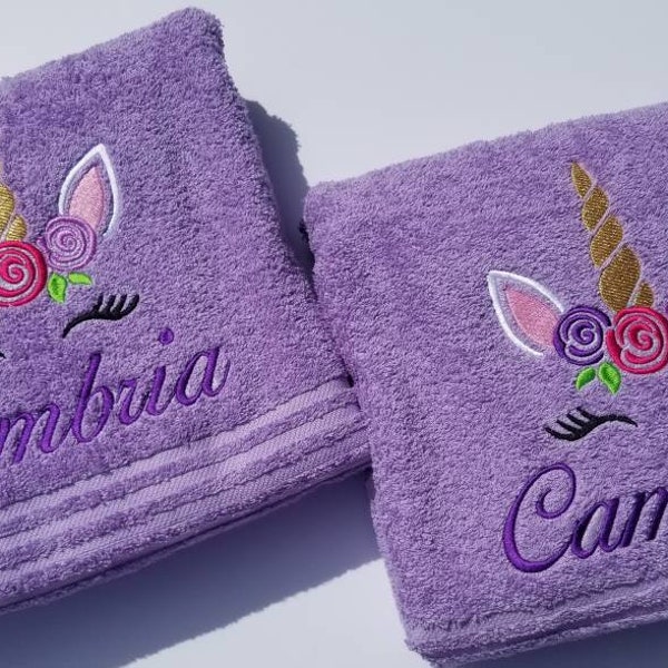 Towel - UNIQUE black - Unicorns and rainbows print