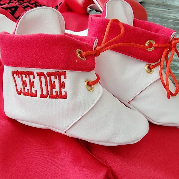 Adorable Baby Boxing Boots – Perfect for Your Little Champion!