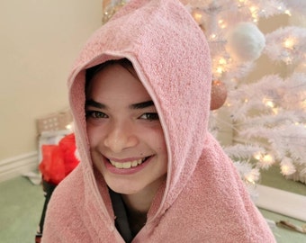 Customized Hooded Bath Towel: Perfect for Wrap-Around Use