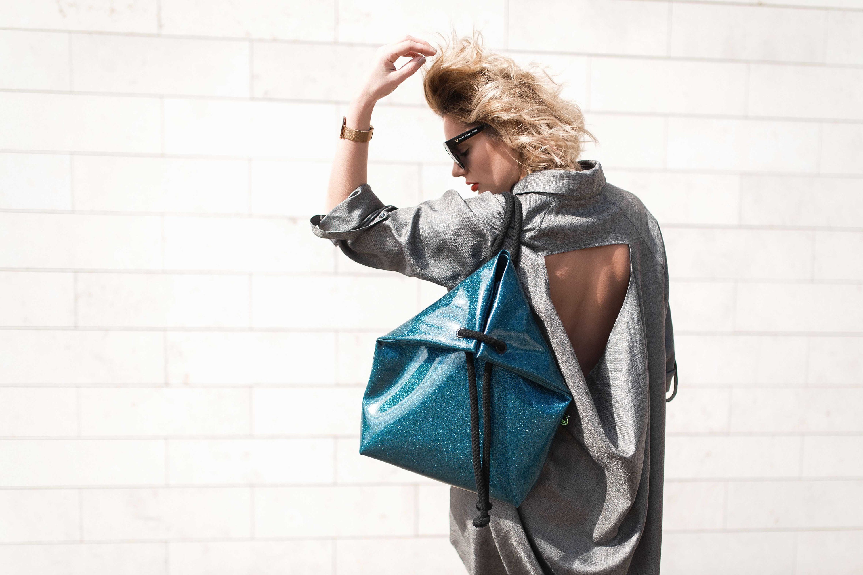 Zaino TURQUOISE COSMO da donna/ zaino trasformabile/ zaino lucido/ zaino glitterato/ zaino portatile