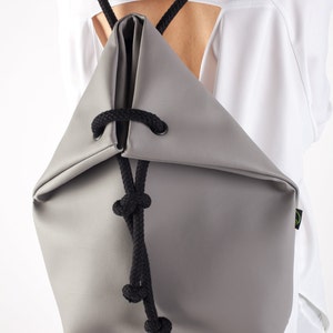 GREY convertible backpack, city rucksack transforming to tote bag, minimalist laptop backpack, waterproof bag for work, school, travel zdjęcie 7