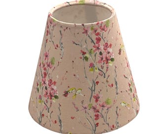 Pantalla de lámpara con clip para vela de tela floral rosa, pantalla de araña hecha a mano