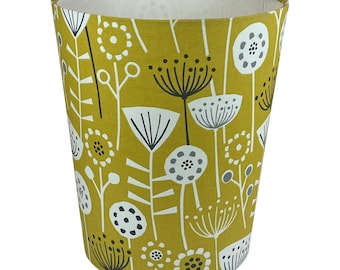 Papelera con acabado en tela ocre, papelera amarilla