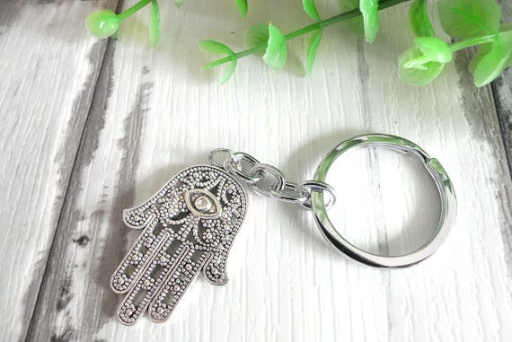 Hamsa hand keyring deals