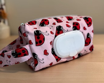 Portable Diaper and Wipe Pouch: On-the-Go Baby Changing Organizer