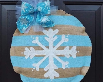 Handmade burlap door hangers for every season and occasion!