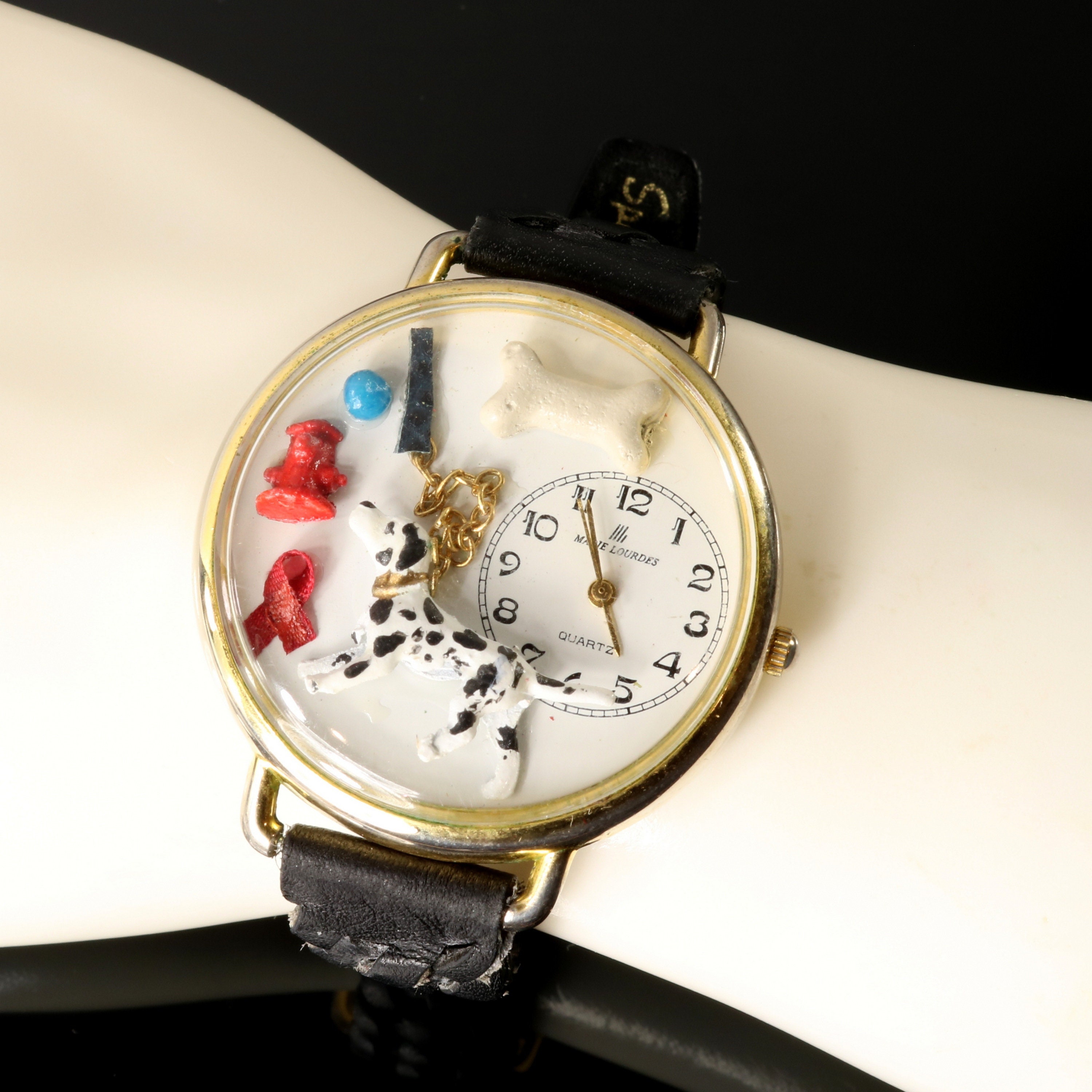 Reloj de pulsera para mujer Marie Lourdes con diseño de perro dálmata en 3D  y diorama