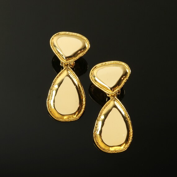 Beige Enamel Earrings Clip Style Molten Gold Tone… - image 4