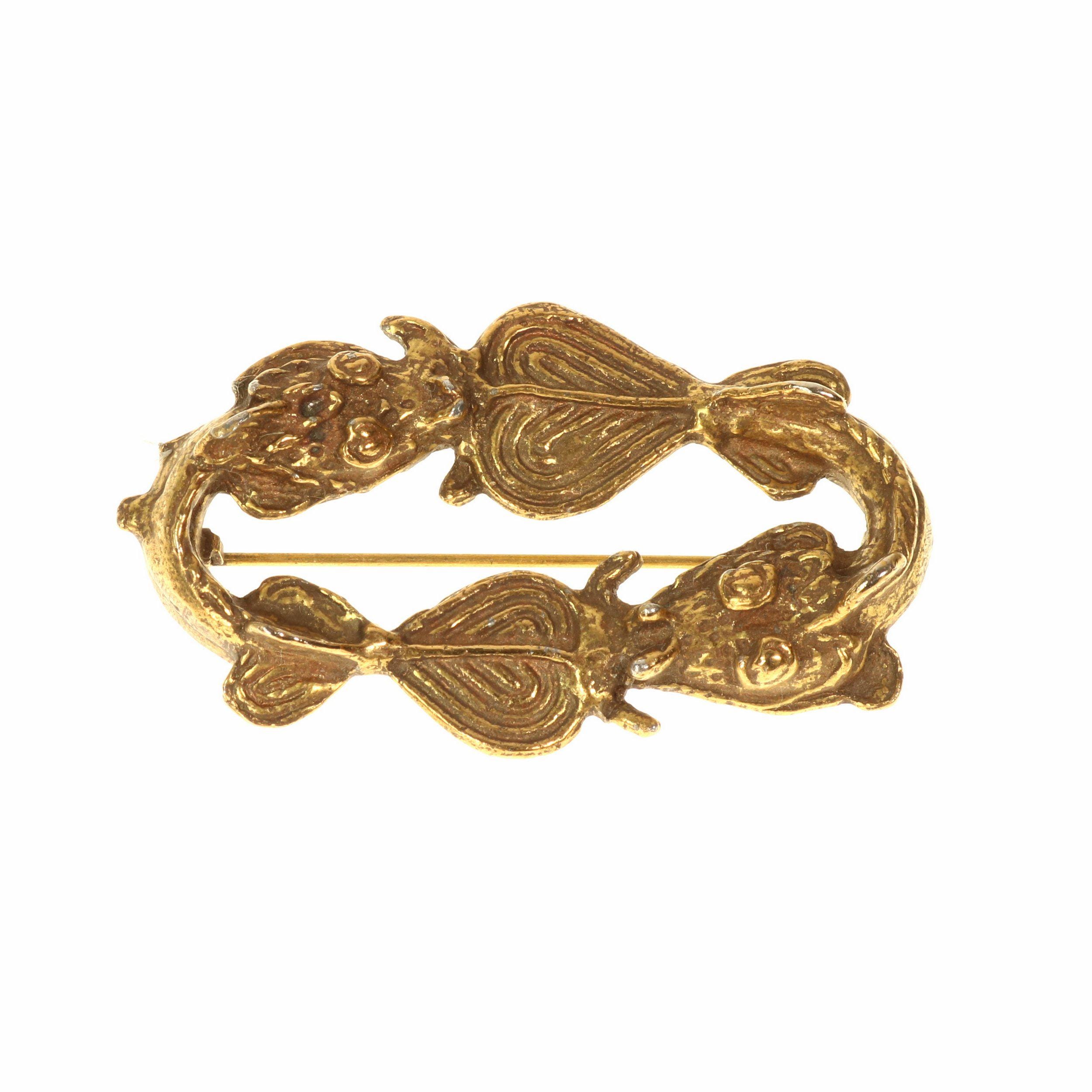 【極希少】ALVA MUSEUM REPLICAS ブローチ 龍 ゴールドカラー ALVA MUSEUM Signed Gold Plated Figural Fighting DRAGON Pin