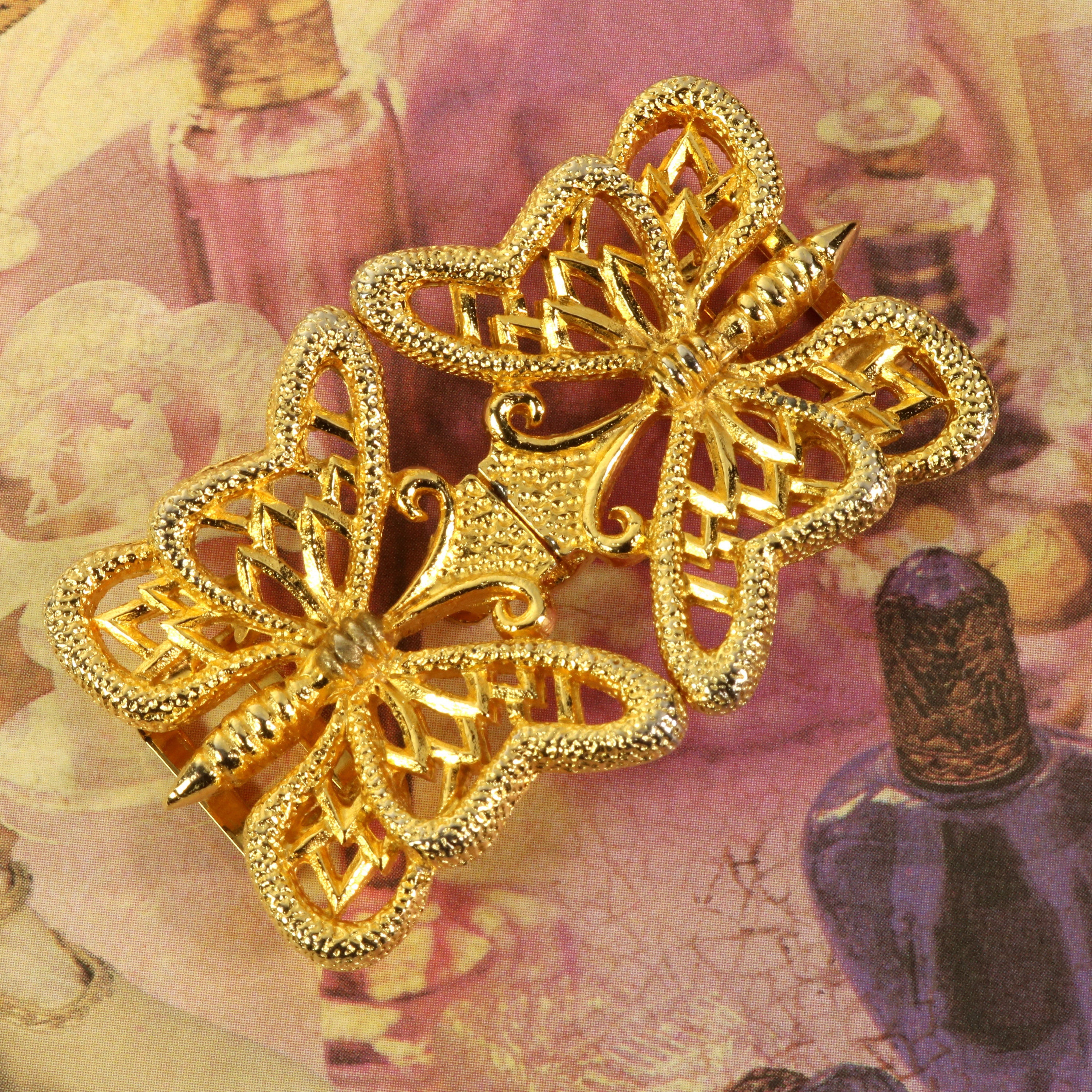 Mimi Di N Butterfly Belt Buckle Signed Gold Tone Fits Half  display picture 2