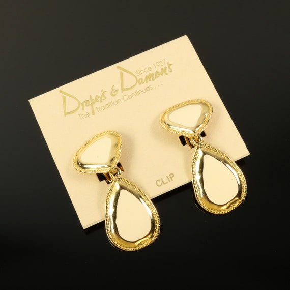 Beige Enamel Earrings Clip Style Molten Gold Tone… - image 1