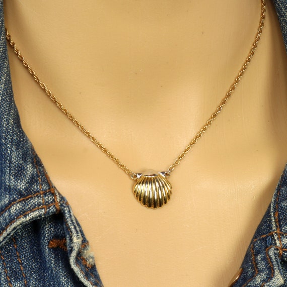 Trifari Clamshell Choker Necklace Figural Shell P… - image 2