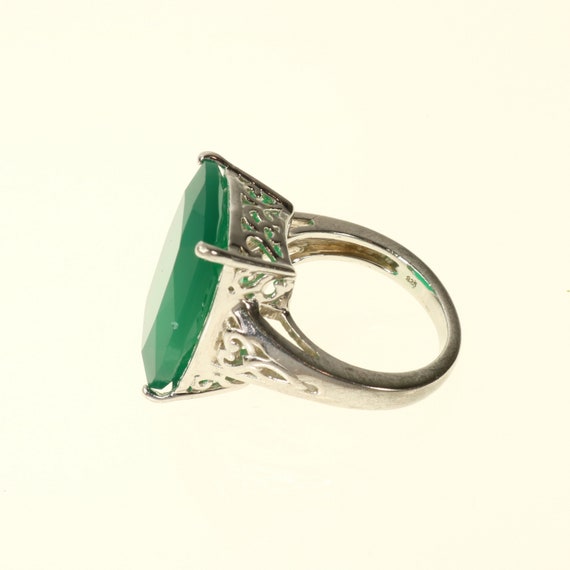 Green Chalcedony Ring Dyed Rectangle Gemstone Hug… - image 3