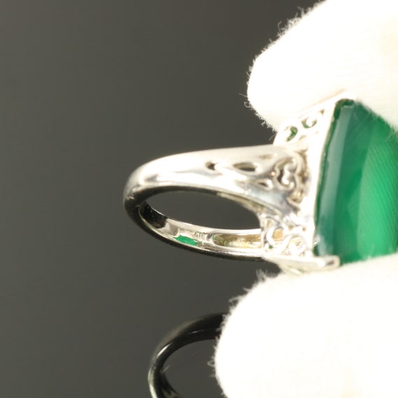 Green Chalcedony Ring Dyed Rectangle Gemstone Hug… - image 7