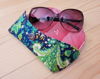 Vintage Paisley Fabric Glasses Case with Magnetic Clasp
