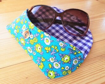 Funky Glasses Case, vintage fabric case, retro glasses case, floral glasses case, blue glasses case