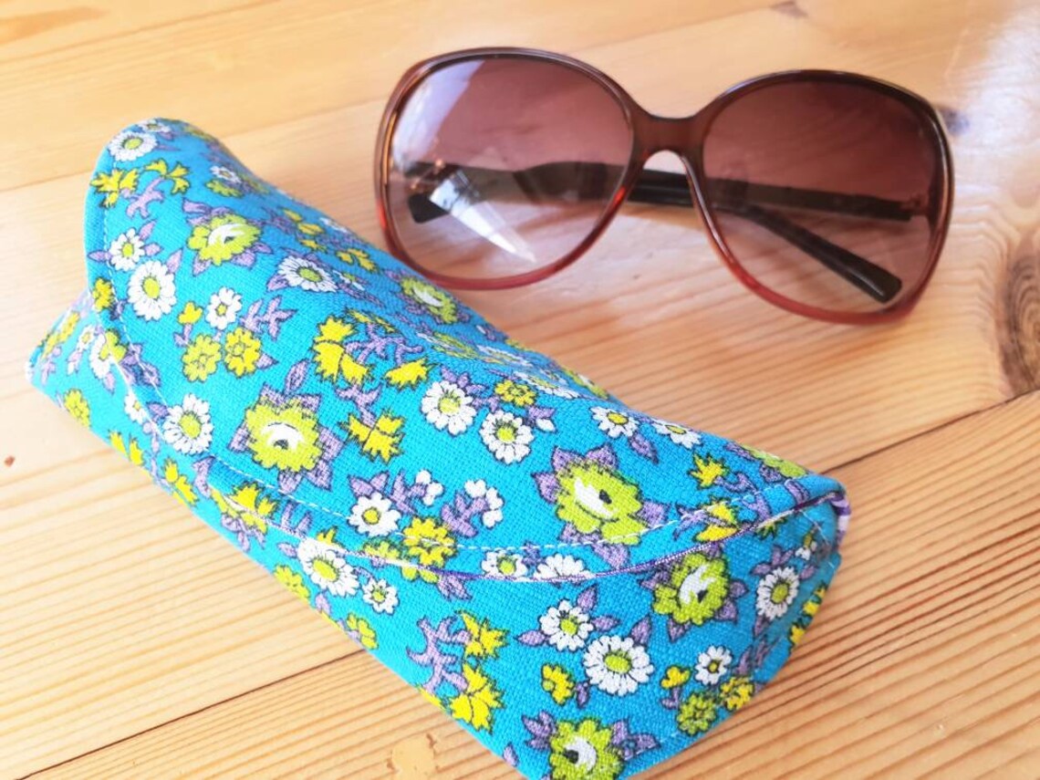 Funky Glasses Case Vintage Fabric Case Retro Glasses Case Etsy