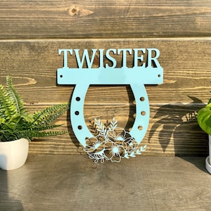 Floral Horse Stall Name Plate: Personalized Horseshoe Barn Sign
