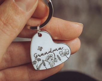 Personalised wild flower key ring Nanna Granny Grandma Nana Mum grandparent stamped heart Mother’s Day floral poppy birthday