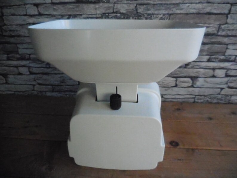 Vintage German kitchen scales Soehnle
