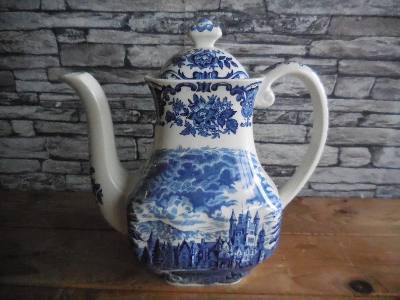 Tunstall Ltd Vintage English blue and white coffee or tea pot Royal homes of Briton Enoch Wedgewood