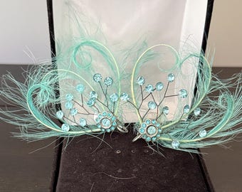 1950s Aqua Feather Rhinestone Clip-On Earrings: Mid-Century Glam