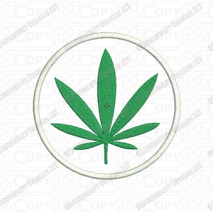 Pode incluir: Uma folha de marijuana verde dentro de um círculo branco. O círculo tem um contorno branco.