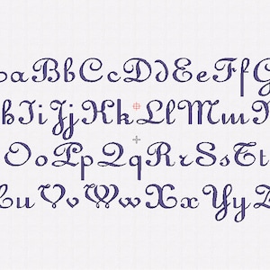 Könnte beinhalten: Ein violettes Alphabet in einer kursiven Schriftart. Die Buchstaben sind in Reihen angeordnet, beginnend mit A und endend mit Z.