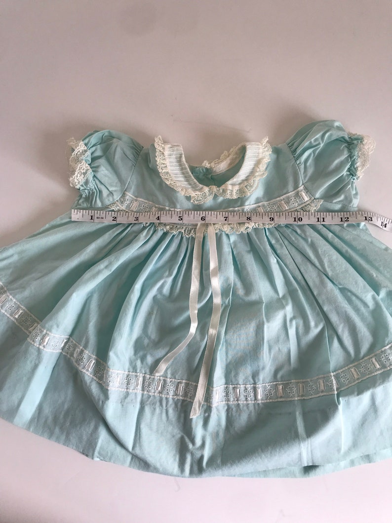 1950s, 1960s, baby girls dress, 6 months, 9 months, baby blue ruffle dress, lace dress, retro newborn dress, puffy sleeves, eyelet details image 8