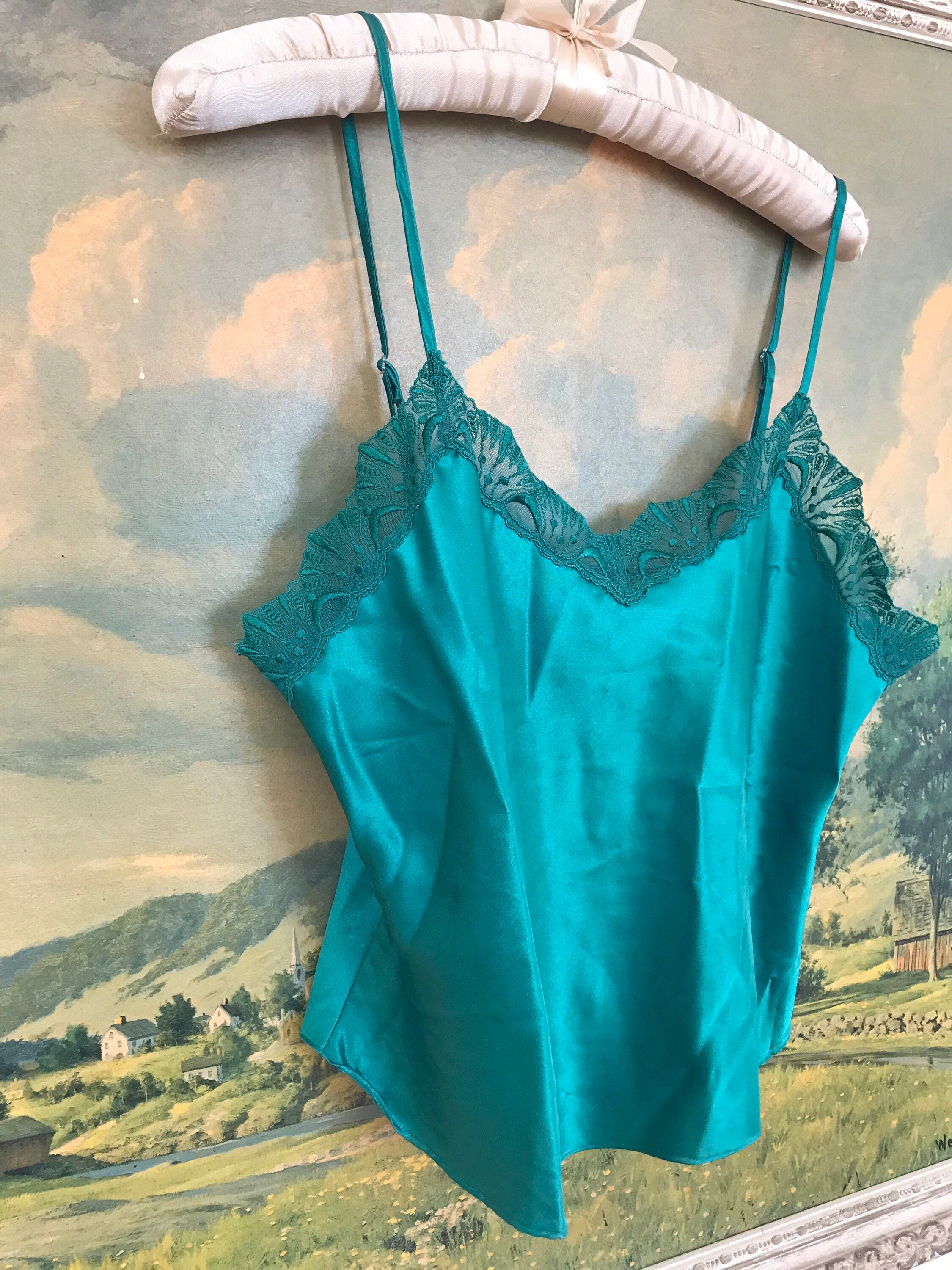 1990's, Y2K, Vintage Victoria's Secret Lace Trim Camisole