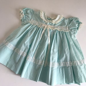 1950s, 1960s, baby girls dress, 6 months, 9 months, baby blue ruffle dress, lace dress, retro newborn dress, puffy sleeves, eyelet details image 4