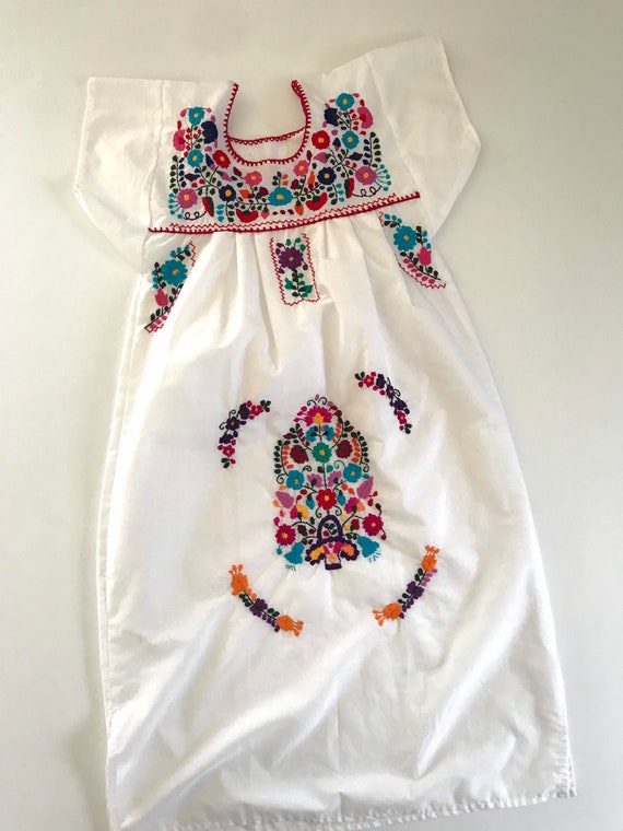 Vintage girls Mexican dress, embroidered Oaxacan … - image 2