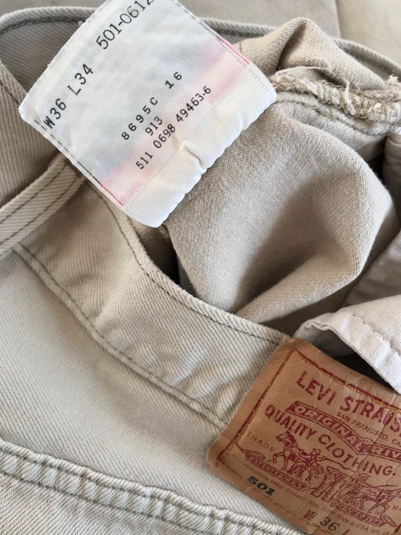 USA made Levis 501, 90’s, desert bone, distressed… - image 6