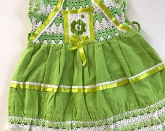 Vintage baby dress, Mexican baby girls dress, green and lace cotton dress, 6 months, 9 months, baby shower gift, 1970’s, 1960’s, handmade,