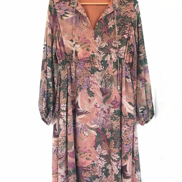 1960’s, 1970’s, vintage handmade dress, sheer sleeves, pockets, groovy floral dress, medium, large, fully lined, prairie style dress, hippie