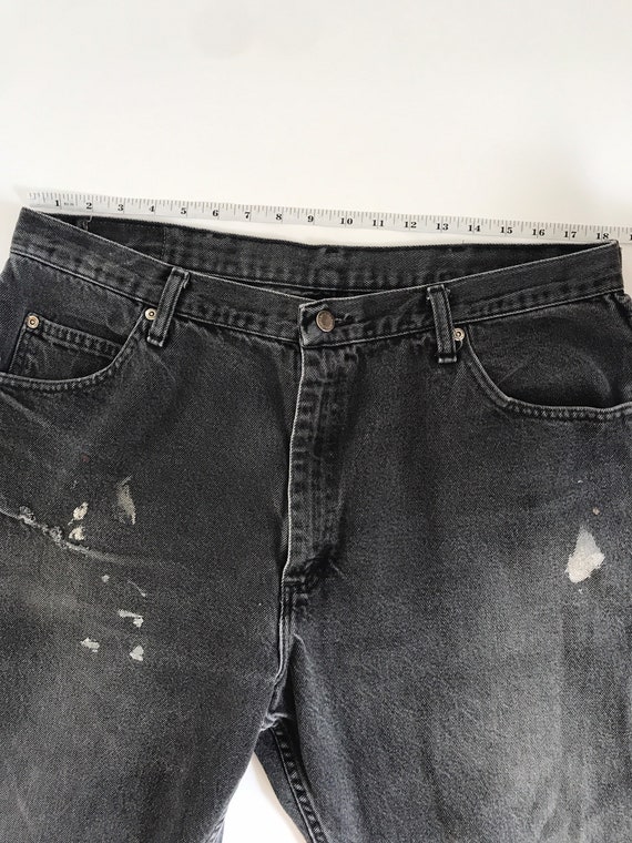 Vintage paint splattered wrangler jeans, W37 L29,… - image 7