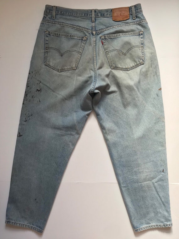 Vintage Levis 560 jeans, 38”, distressed denim, p… - image 5