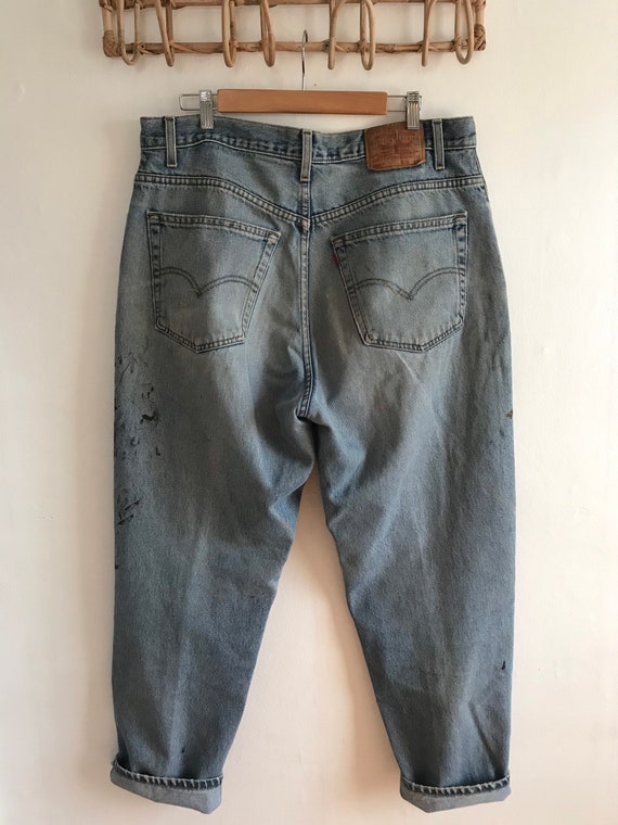 Vintage Levis 560 jeans, 38”, distressed denim, p… - image 3